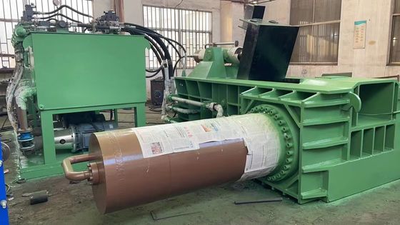 250 Ton Hydraulic Metal Baler With Large Chamber And Turn-Out Bale Discharge