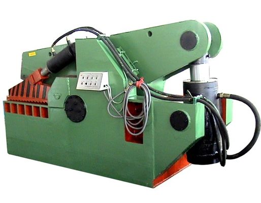 Industrial Alligator Shear With 2000kN Cutting Force For Medium Scrap Steel And Recycling Yard Processing