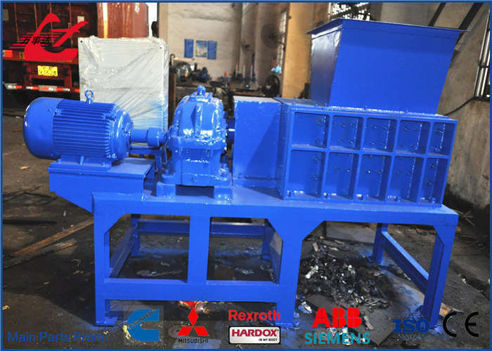 Compact Metal Shredder with 30 × 30 mm Output for Small Recycling Lines